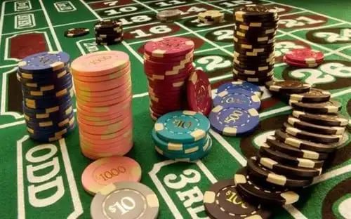 Filipino player enjoying online bingo games on jilievo apk mobile platform